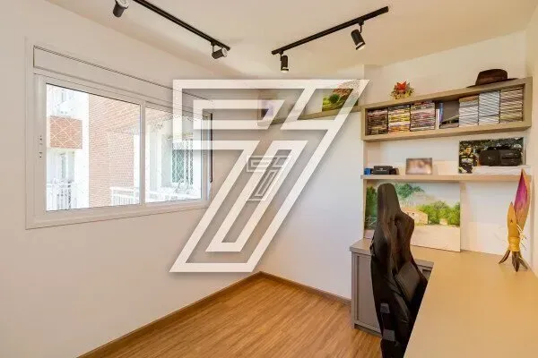 Furnished 3-bedroom apartment on the 13th floor — photo 52