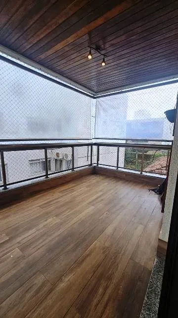 Unfurnished apartment with 3 bedrooms and 3 bathrooms — photo 11