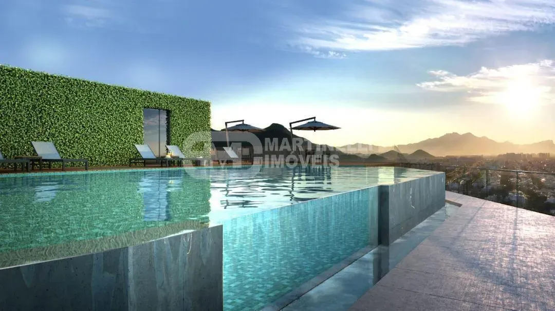 Glass-enclosed balcony in a 3-bedroom apartment, 119 m² — photo 3