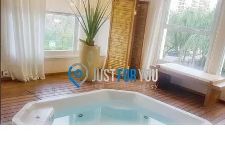 Rental apartment with balcony, 2 bedrooms and 2 bathrooms — photo 17