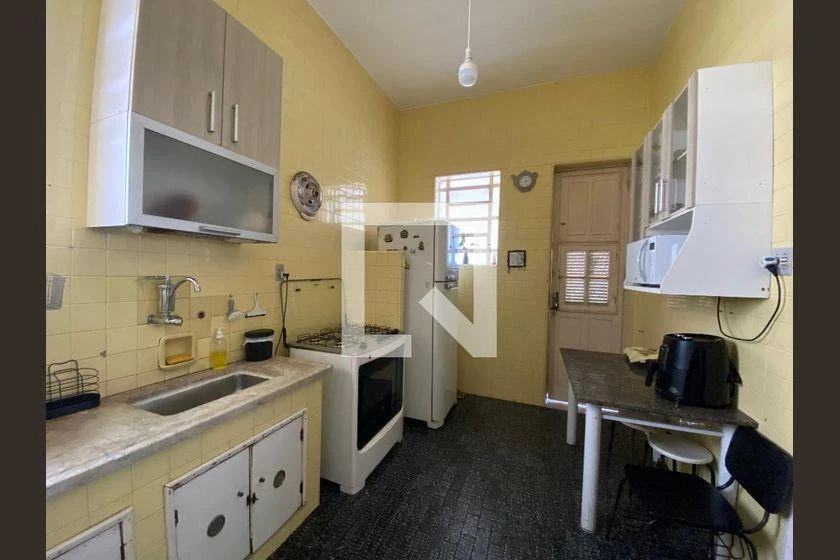Casa para locação com varanda e 4 quartos, 1147 m² — photo 38