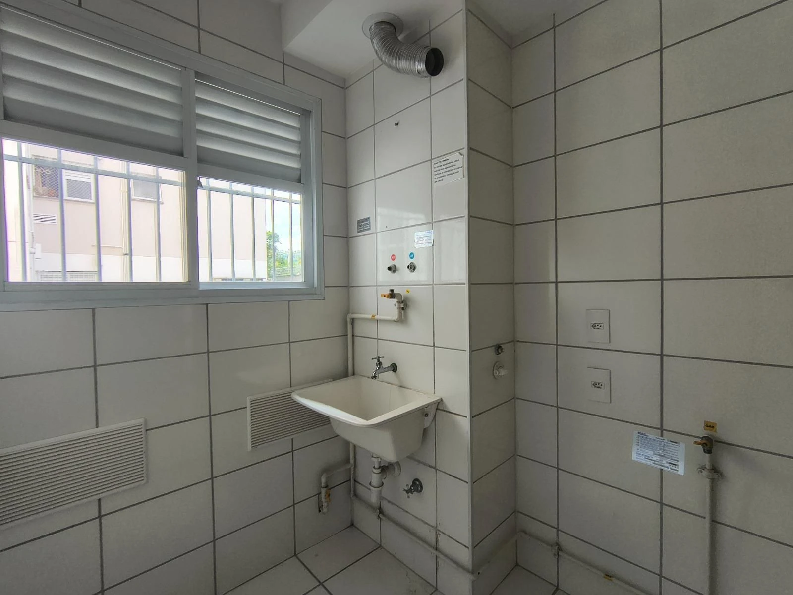 Квартира с 1 спальней, 1 ванной и балконом — photo 33