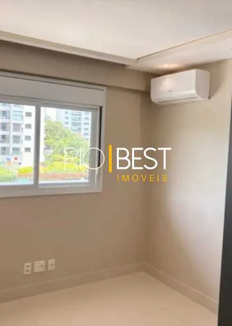 Apartment with home office and 4 bedrooms — photo 3
