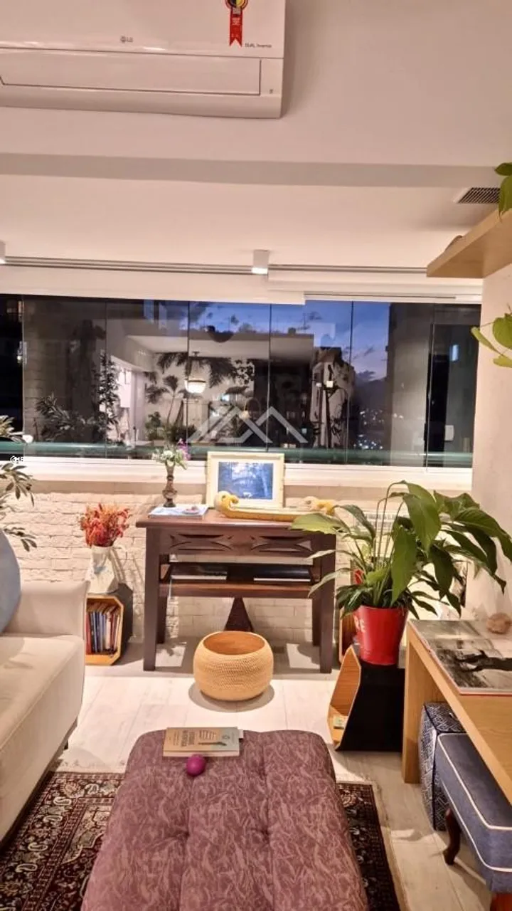 Apartamento com varanda fechada, 2 dormitórios e 3 banheiros — photo 2