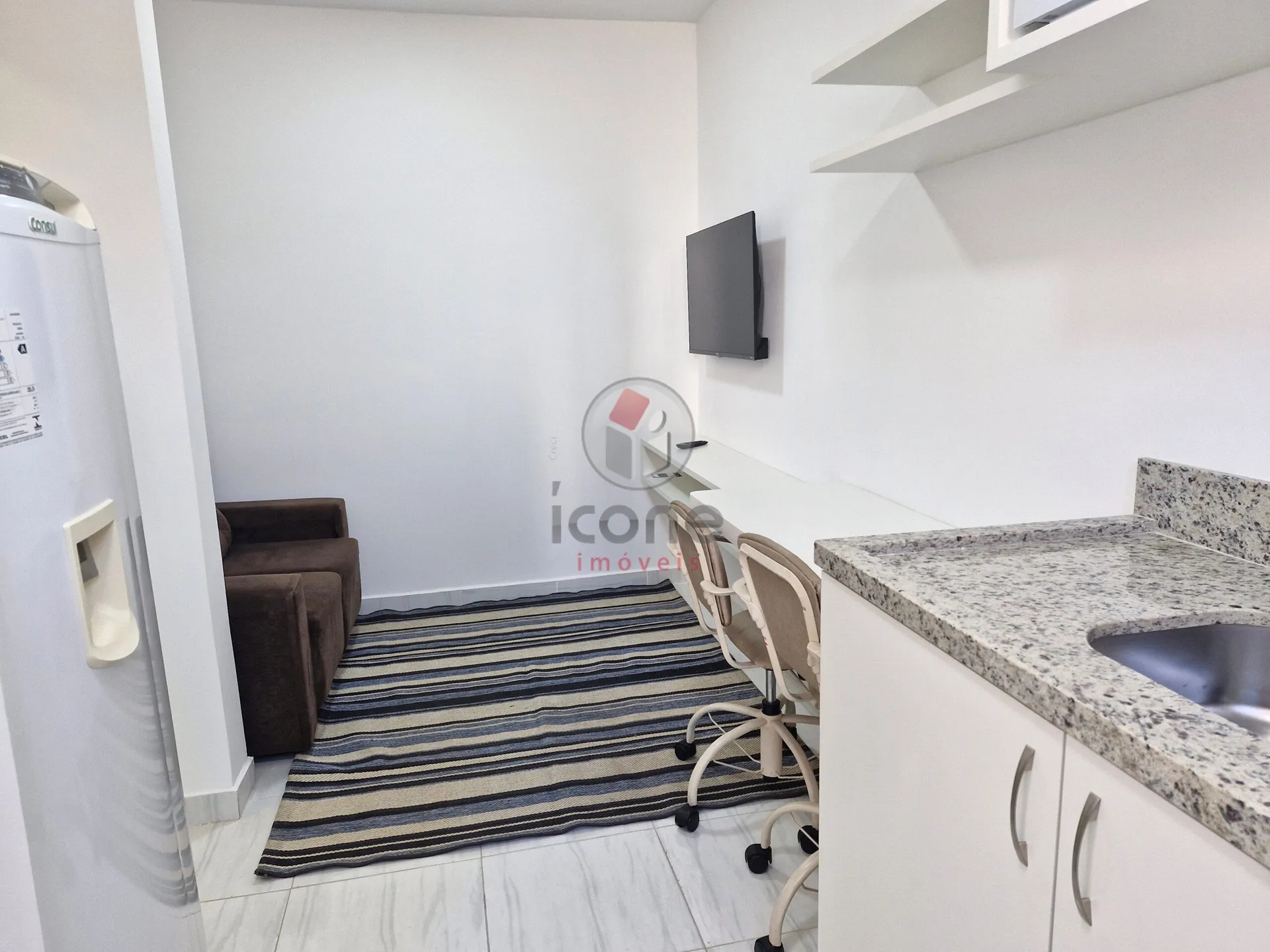 Furnished 1-bedroom apartment with no parking, 32 m² — photo 9