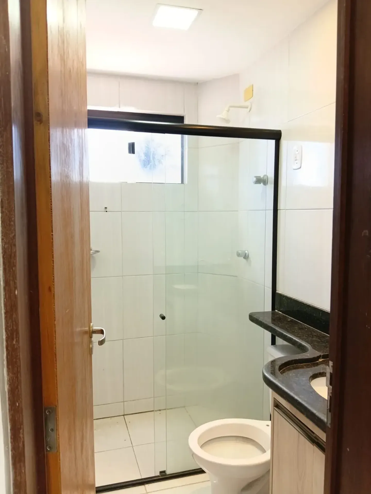 Квартира: 3 спальні, 1 з власною ванною кімнатою, 72 м² — photo 9