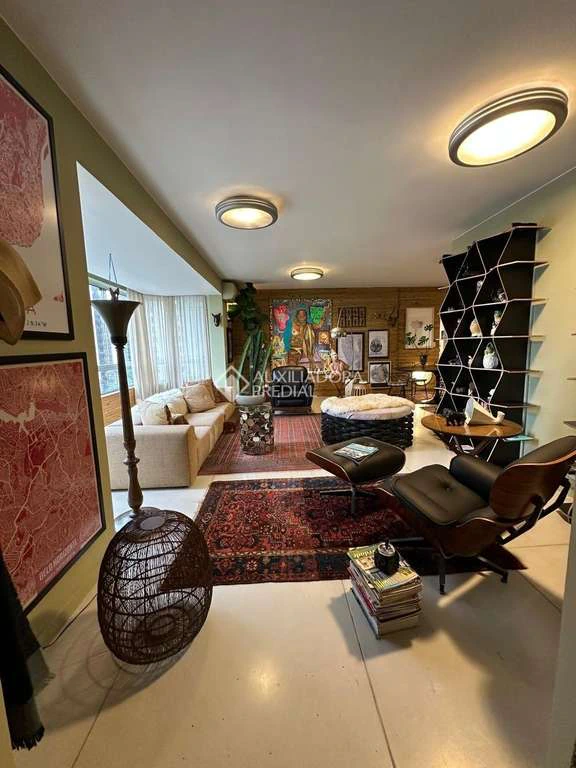 Apartamento de 5 dormitorios con 2 suites y 166 m² — photo 4