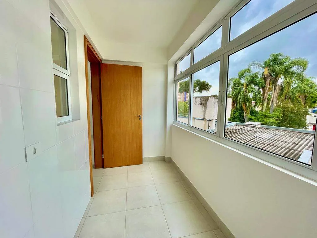 Квартира: 2 спальні, 58 м²