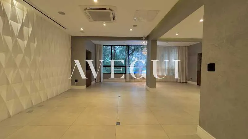 Unfurnished apartment with 4 bedrooms and 5 bathrooms — photo 28