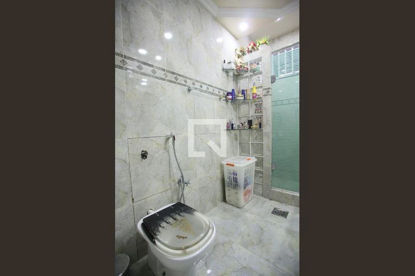 5-bedroom house with a bathtub in Rio de Janeiro — photo 87