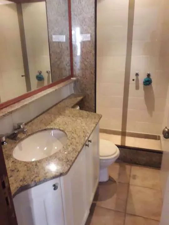 Condo house with 3 bedrooms, 5 bathrooms and 3 parking spots — photo 43
