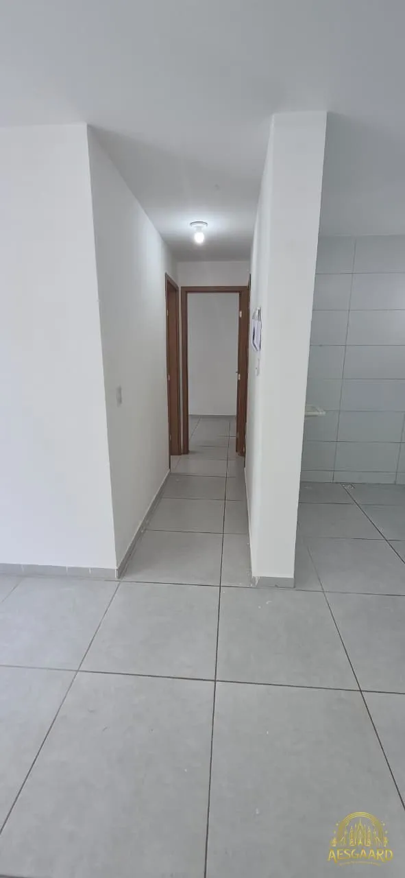 Квартира з 2 спальнями, у будинку є басейн — photo 3