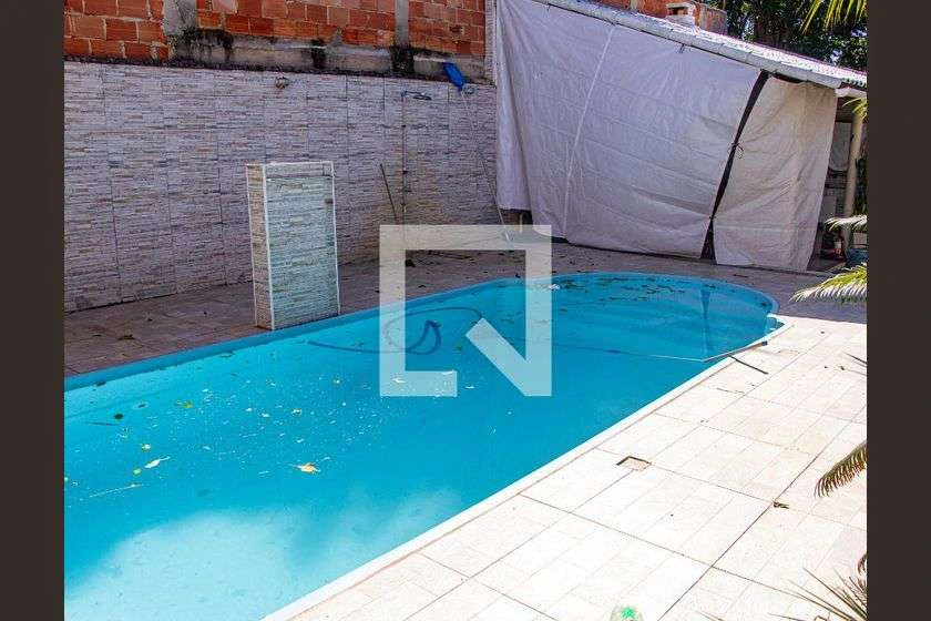 180 m² house with 3 bedrooms, 5 bathrooms, and parking — photo 25