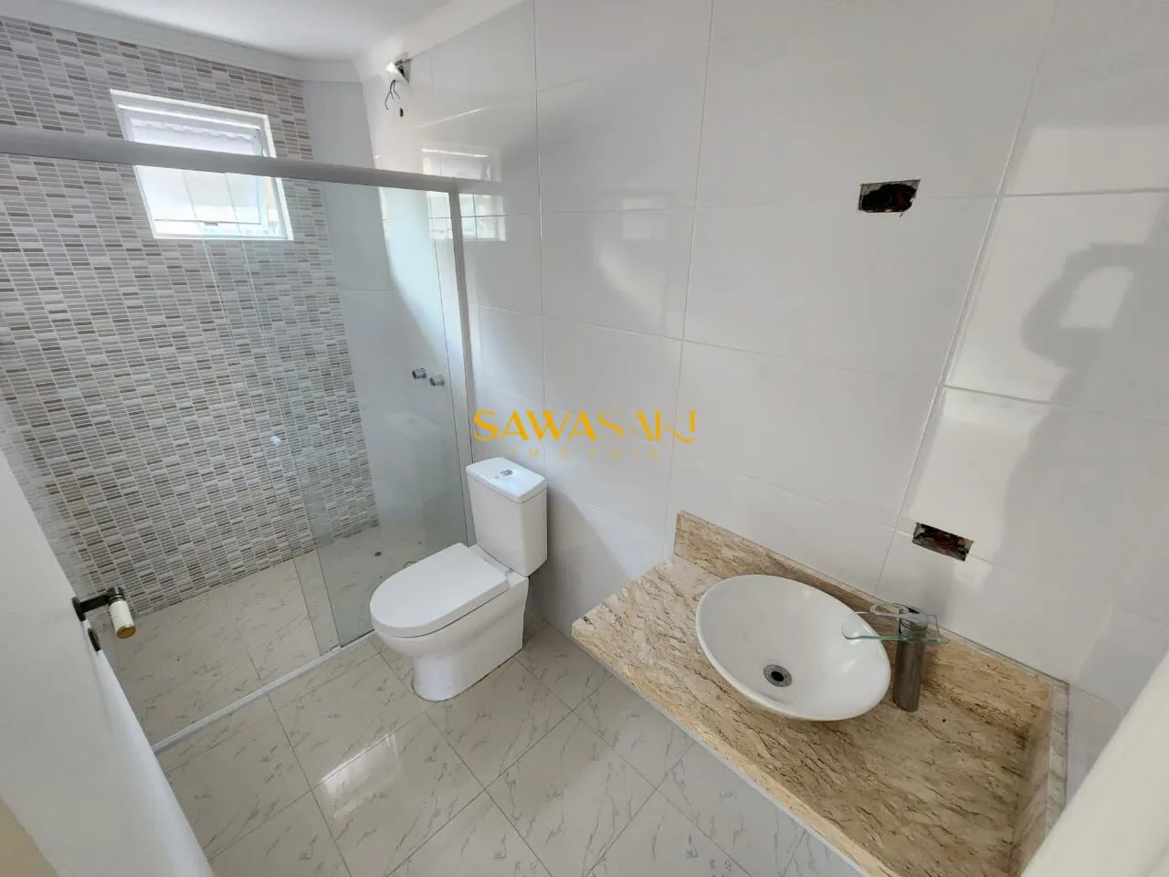 Two-story house with 3 bedrooms and 3 parking spaces — photo 12