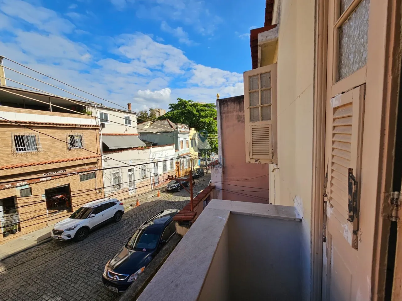 Apartamento de 2 quartos com piso de madeira ou laminado — photo 15