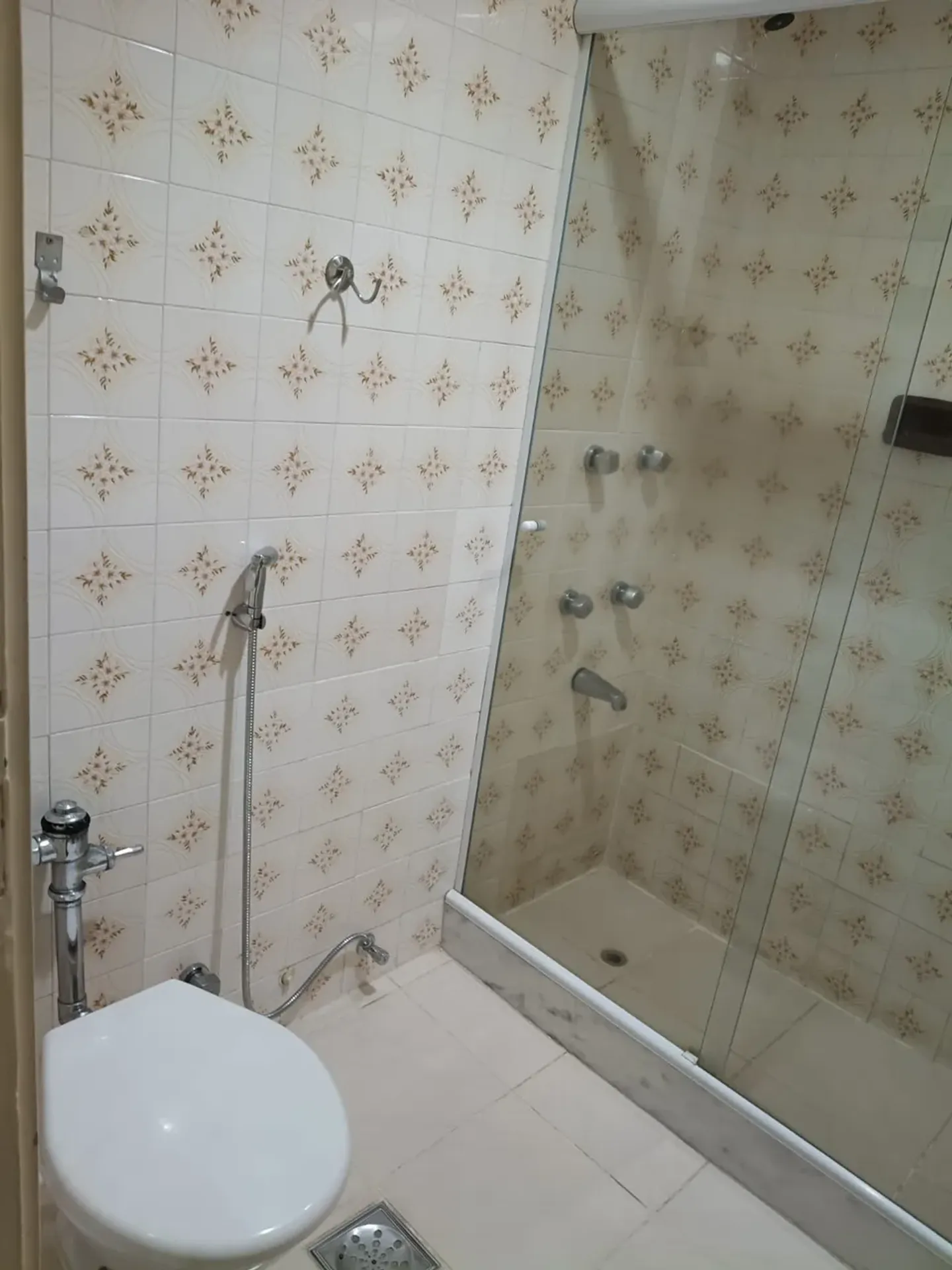 Деревянный пол или ламинат и 2 спальни: квартира 80 м² — photo 16