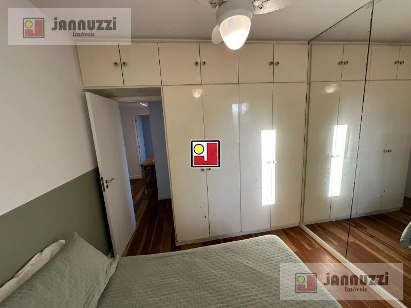 140 m² apartment with a bathtub and a water view — photo 11
