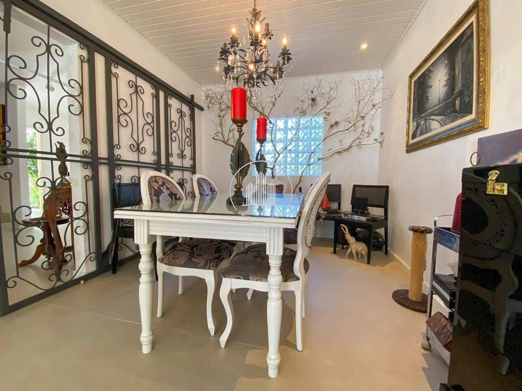 Casa com 3 quartos, 2 suítes e 600 m² — photo 3