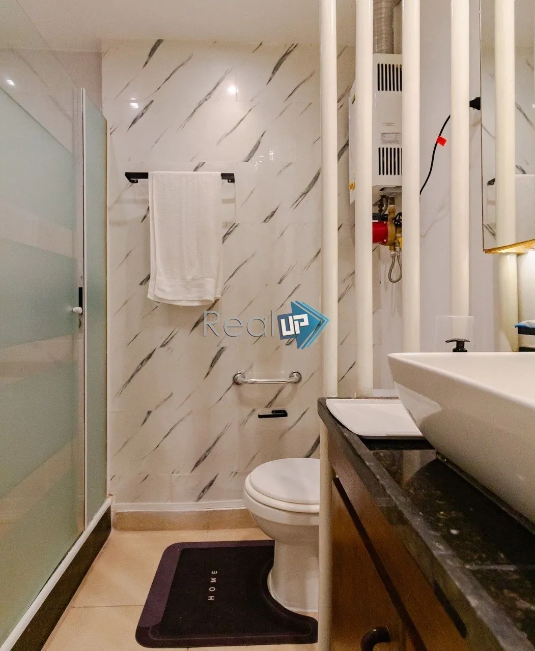 1-bedroom furnished apartment with 1 parking space — photo 14