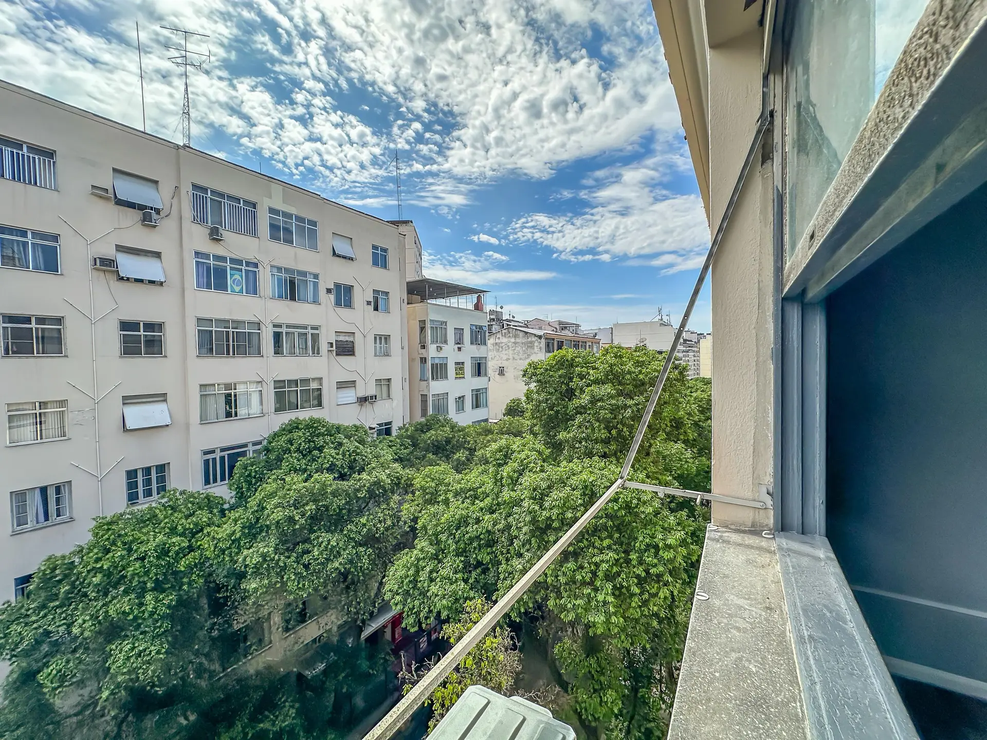 Studio, 34 m², com piso de madeira ou laminado — photo 15