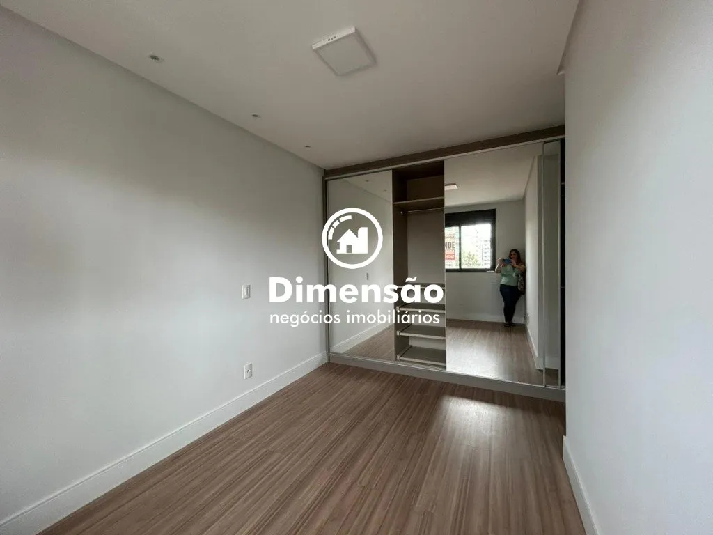 Furnished apartment with 2 en-suite rooms and 3 parking spots — photo 21