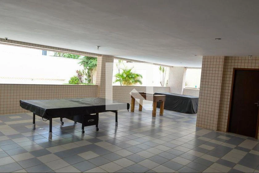 Apartment with 3 bedrooms, balcony and 130 m² — photo 20