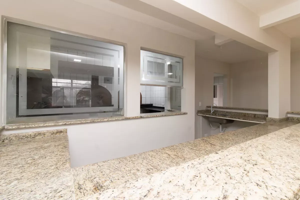 Unfurnished house with 4 bedrooms and 735 m²