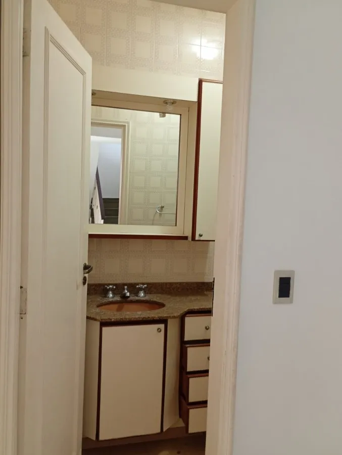 Furnished rental house with 3 bedrooms and 5 bathrooms — photo 26