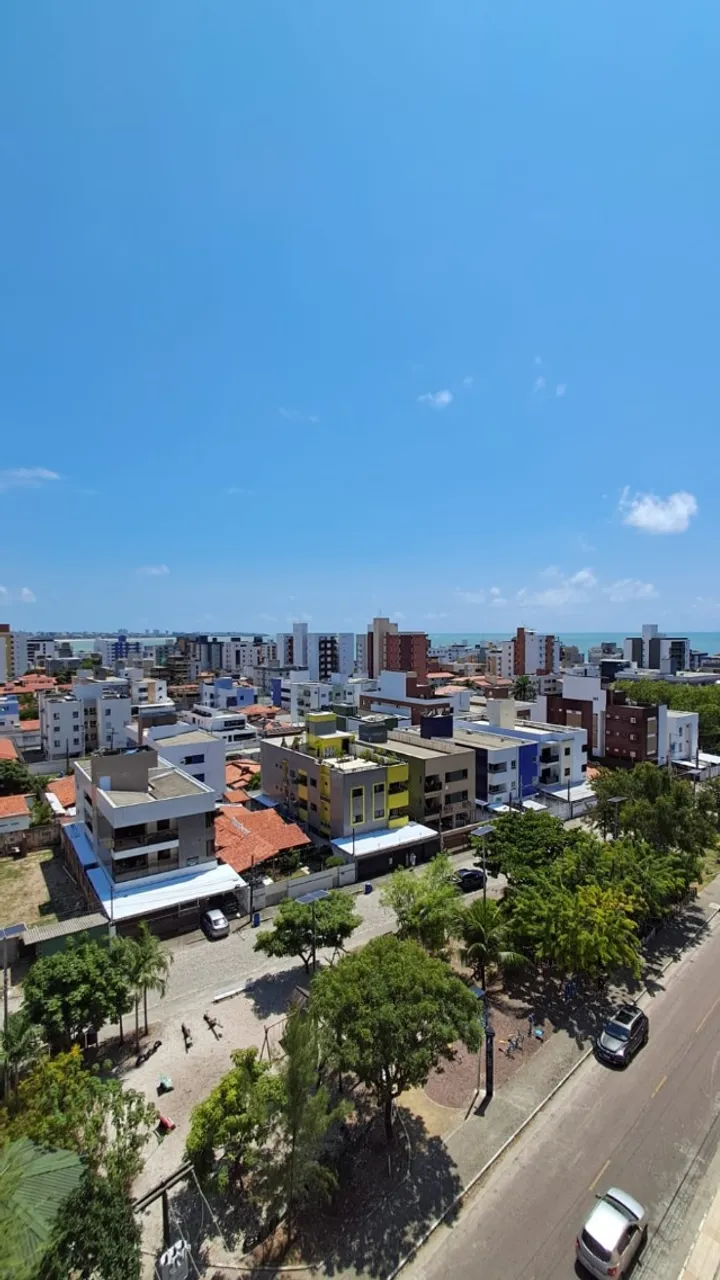 Furnished 2-bedroom apartment with 2 bathrooms and balcony — photo 10