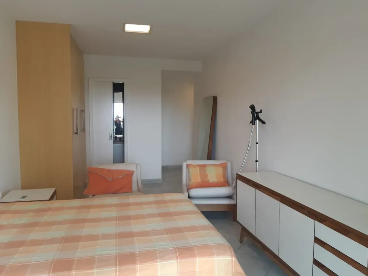 Apartamento com 4 quartos, 5 banheiros e cozinha fechada — photo 8