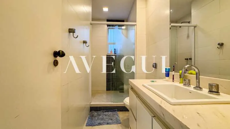 Duplex penthouse with balcony, 5 bedrooms and 5 baths — photo 7