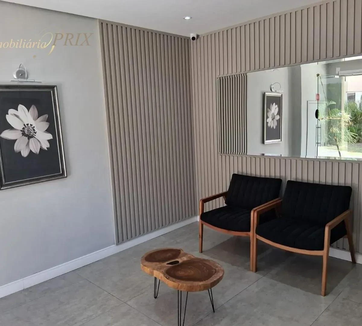 3-bedroom apartment with a glass-enclosed balcony — photo 20