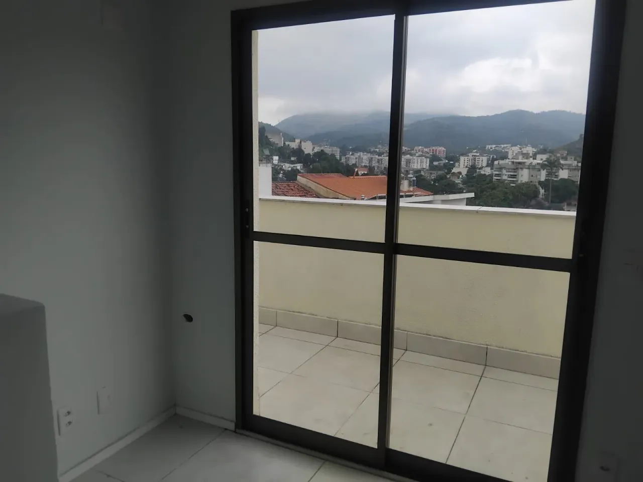Apartamento sem mobília com 3 quartos e 3 banheiros — photo 15