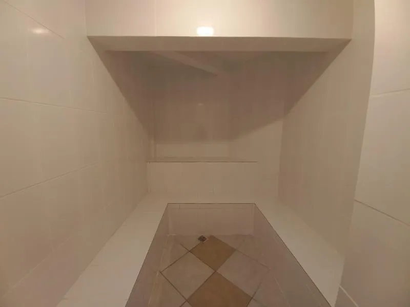 2-bedroom apartment with a water view — photo 19
