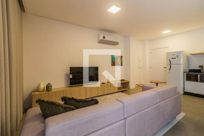 Furnished studio with 1 bedroom and open-plan kitchen — photo 9