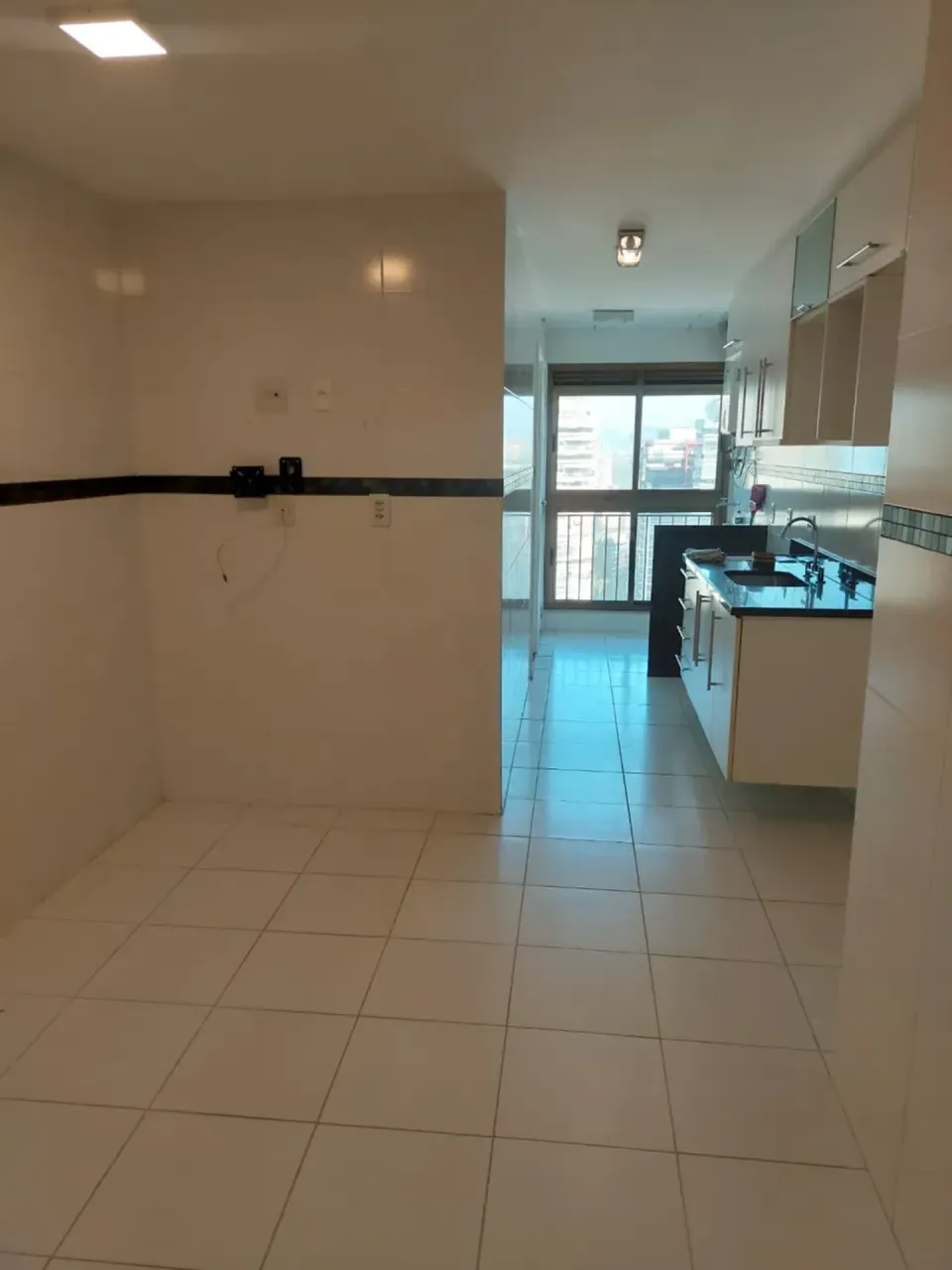4-bedroom apartment with a water view in Rio de Janeiro — photo 9