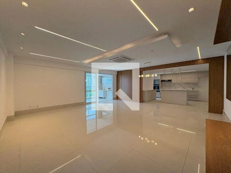 Furnished apartment, 151 m², with floor-to-ceiling windows