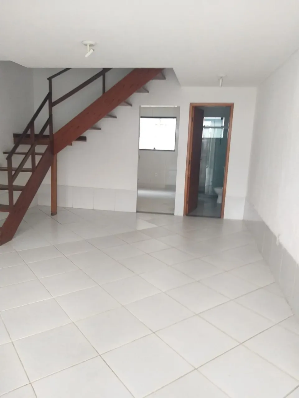 Unfurnished house with 3 bedrooms and mountain views — photo 8