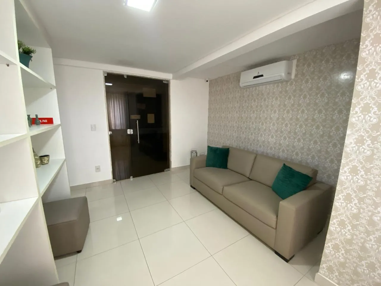Квартира 91 м² с 3 спальнями и балконом — photo 39