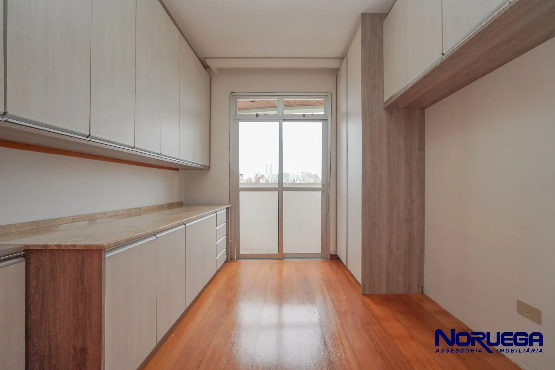 Apartamento de 4 quartos em condomínio com academia — photo 9