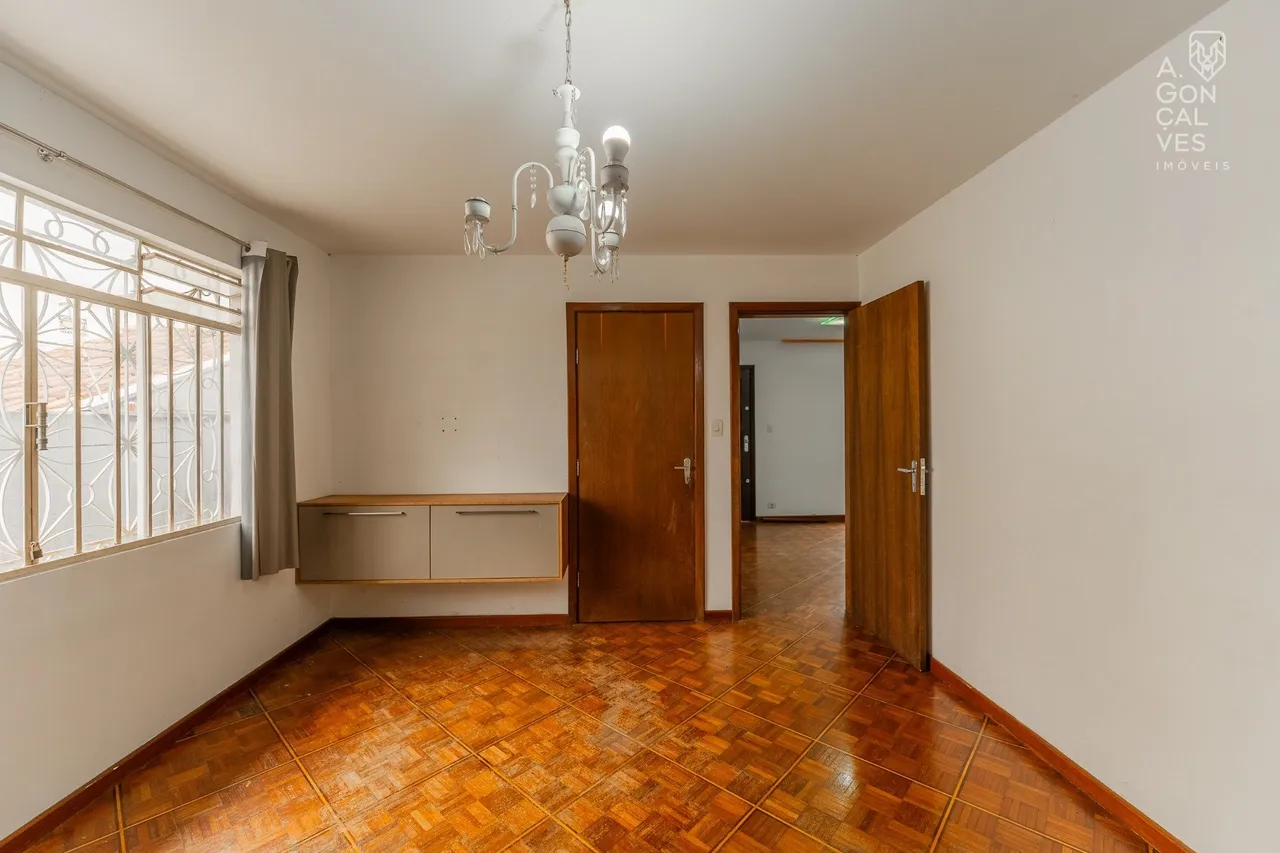 House with 3 bedrooms and 2 parking spaces — photo 17