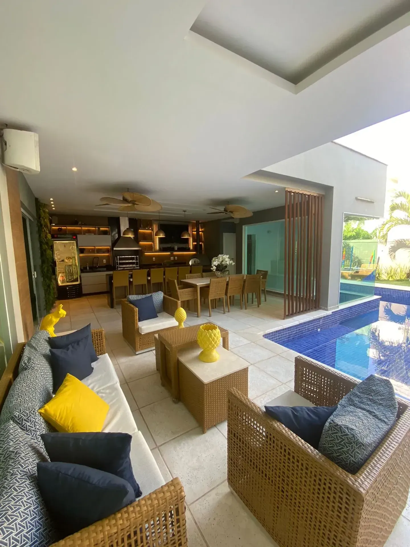 Casa mobiliada em condomínio com 5 quartos e 5 banheiros — photo 15