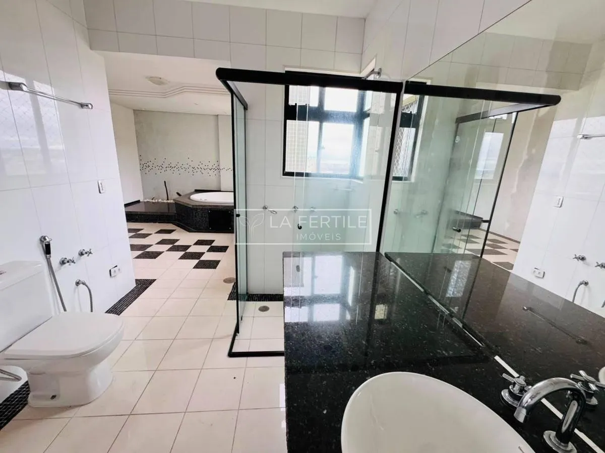 3-bedroom apartment with 4 bathrooms, 184 m² — photo 14