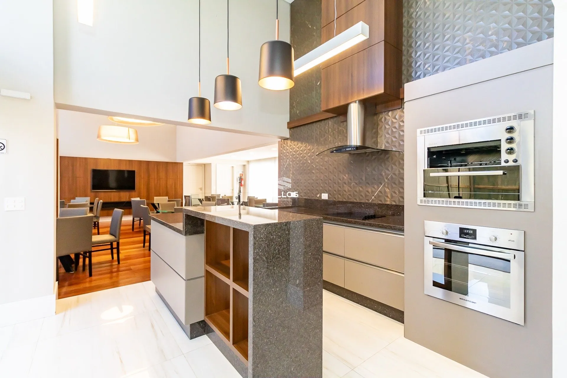 Apartamento de 241 m² con 4 dormitorios y cocina abierta — photo 32