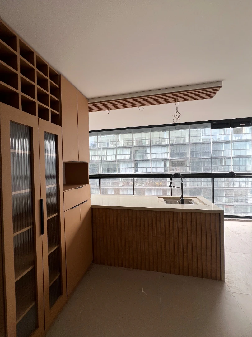 Вид на воду та 2 спальні: квартира 80 м² — photo 20