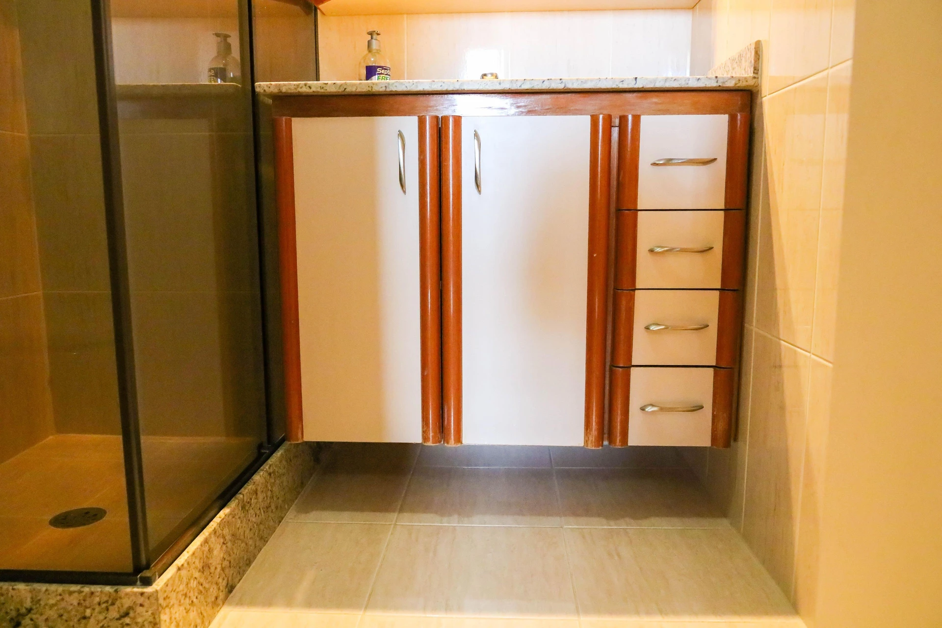 Furnished apartment with home office and 3 bedrooms — photo 37