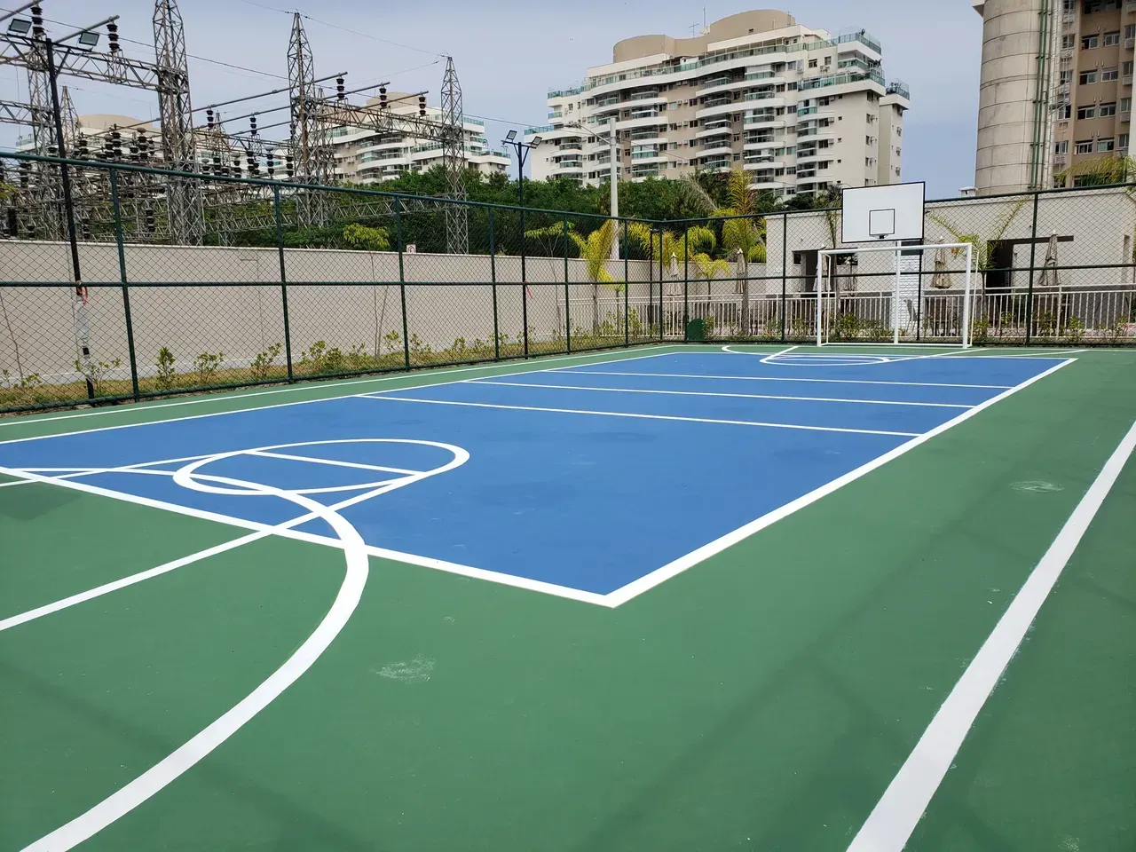 80 m² apartment with 3 bedrooms and an open-air pool — photo 16