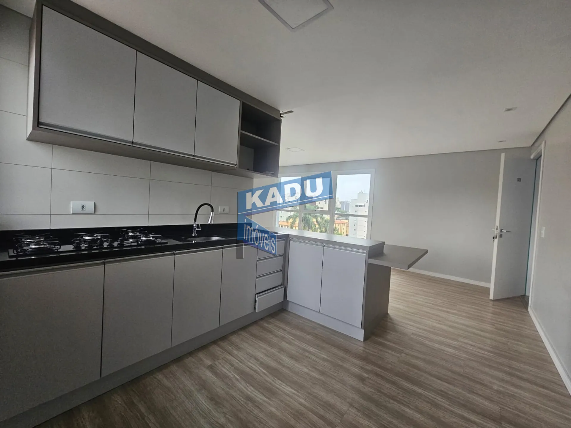 Apartment on the 2nd floor with a grill on the balcony — photo 14