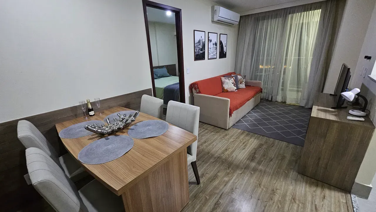Furnished 1-bedroom apartment with open-plan kitchen — photo 14