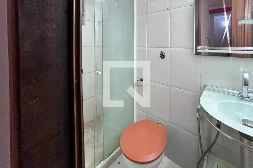 House, 50 m², with wood or laminate floors — photo 12